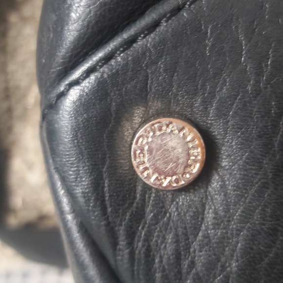 Danier Purse - Picture 11 of 14